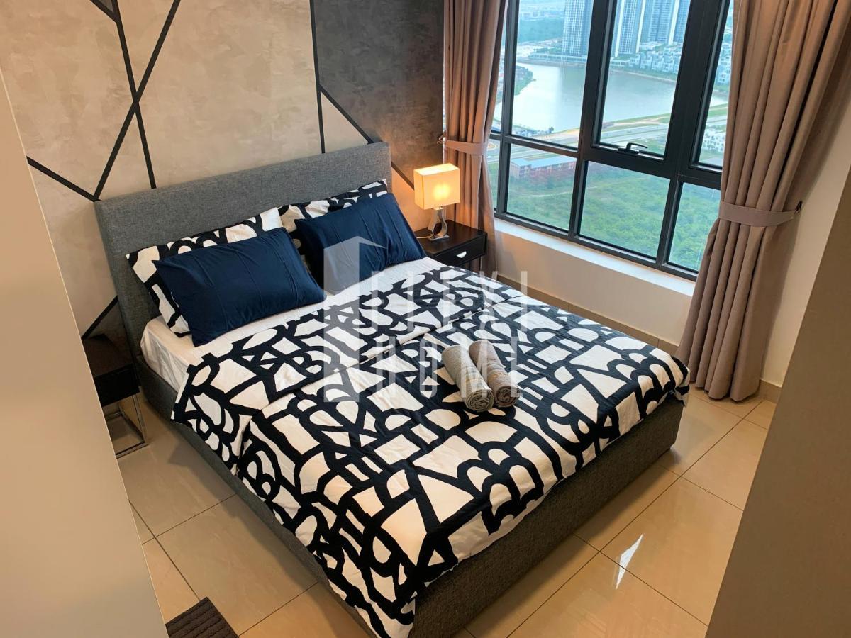 Spacious Big Room, Designed & Quiet Family Home, Eclipse In Cyberjaya By Flexihome-My Екстериор снимка